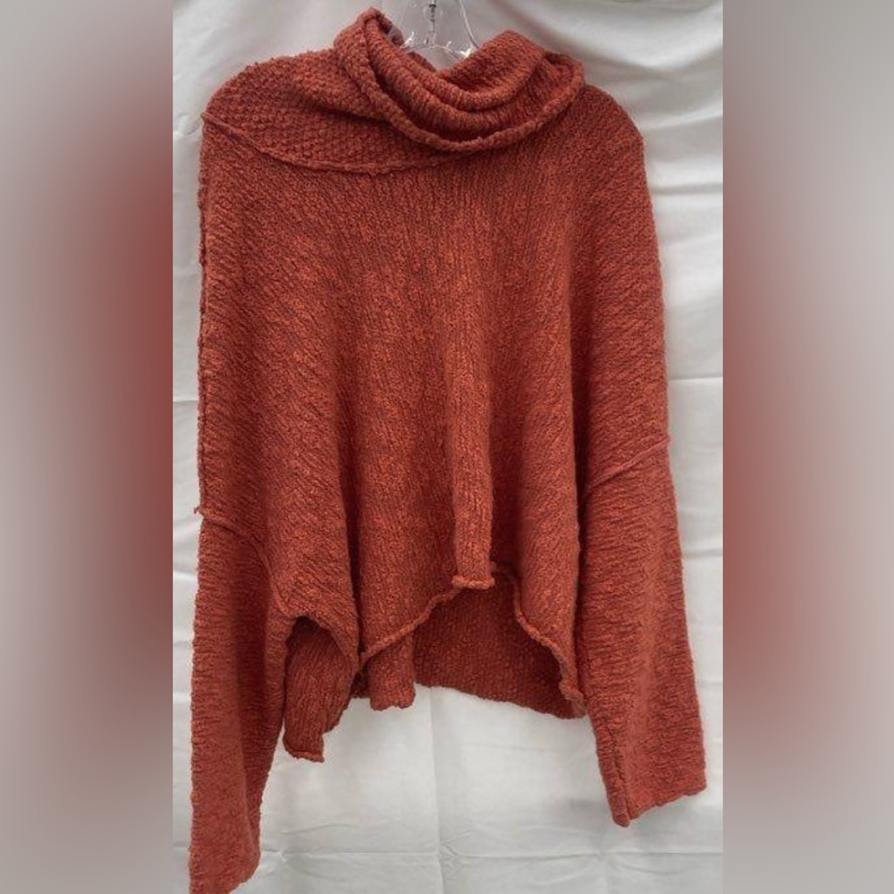 Free People Coral Sweater NWT